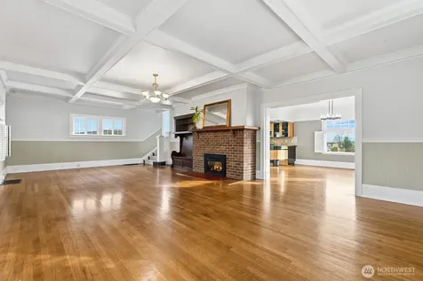 3231 Grand Avenue Everett WA 98201