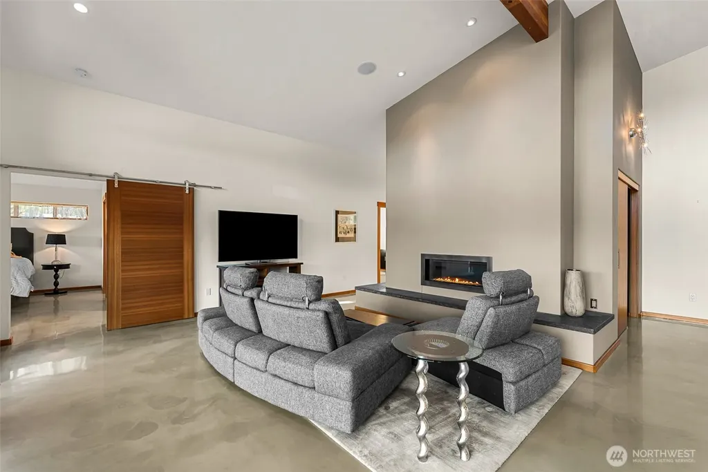 34 Steelhead Lane Dryden WA 98821