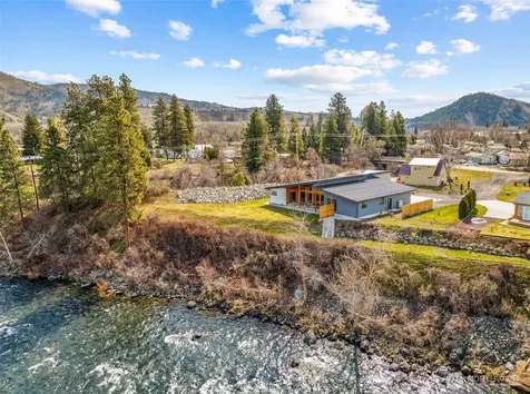 34 Steelhead Lane Dryden WA 98821