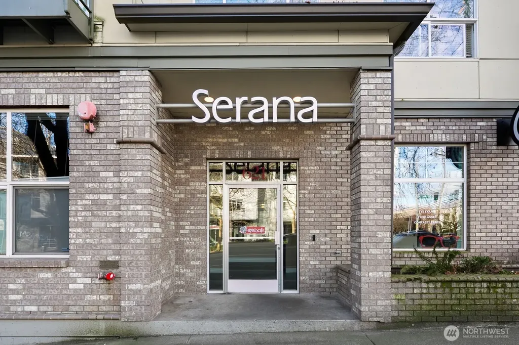 621 5 Avenue N Seattle WA 98109