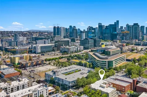 621 5 Avenue N Seattle WA 98109