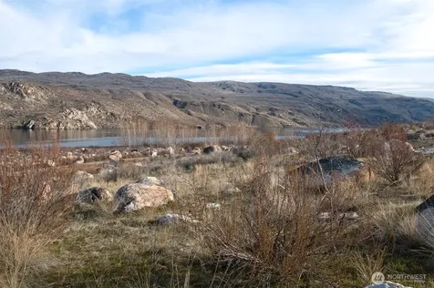 0 Lazy Lightning Lp Lots 4-6 Pateros WA 98846