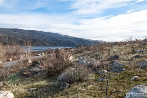 0 Lazy Lightning Lp Lots 4-6 Pateros WA 98846