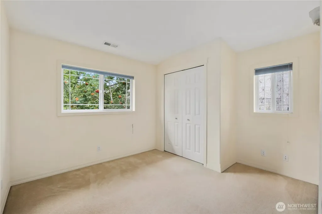 936 N 93rd Street Seattle WA 98103