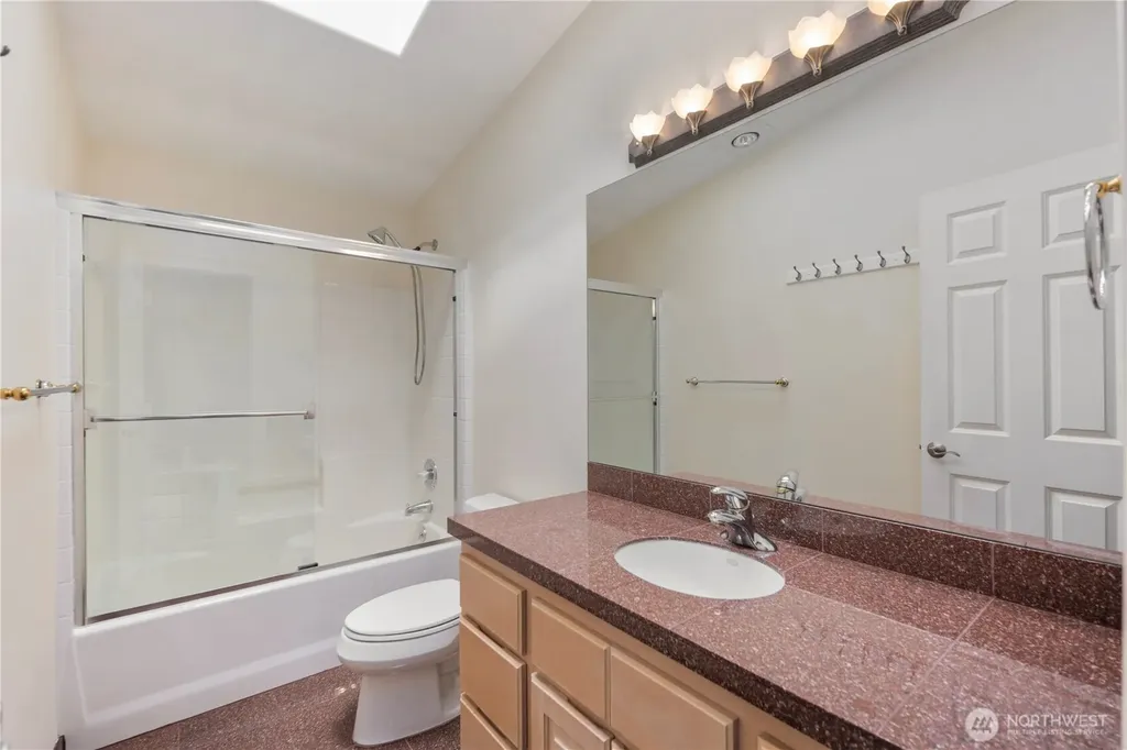 936 N 93rd Street Seattle WA 98103