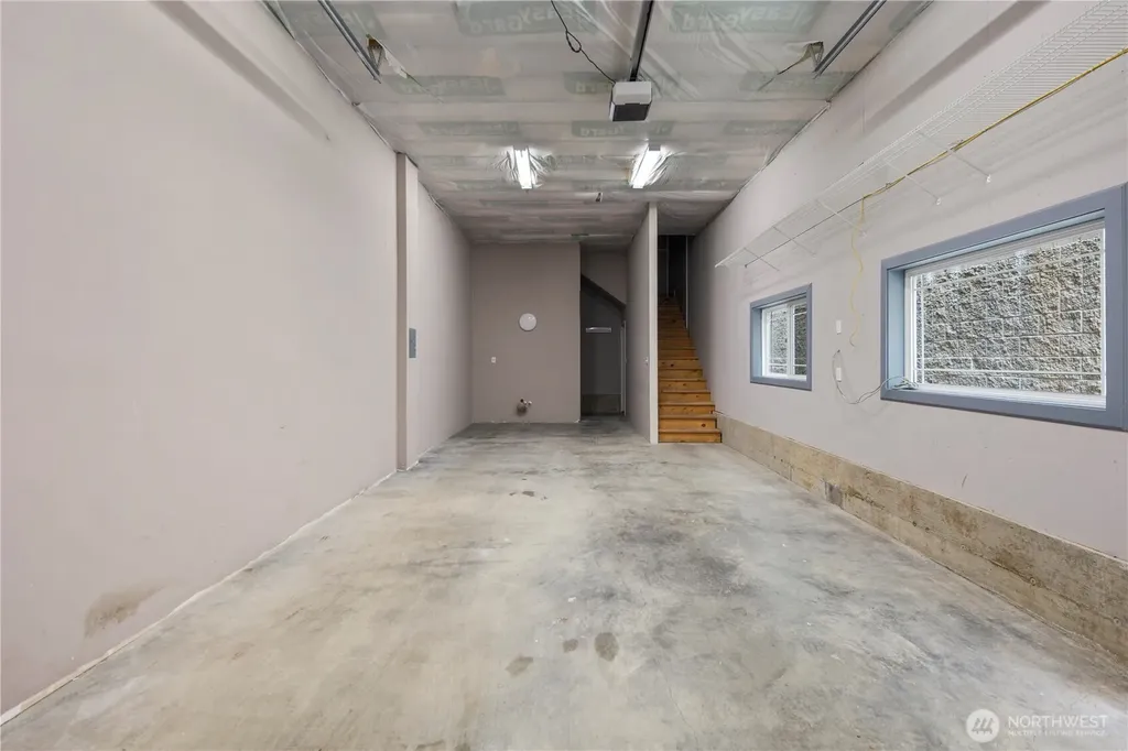 936 N 93rd Street Seattle WA 98103