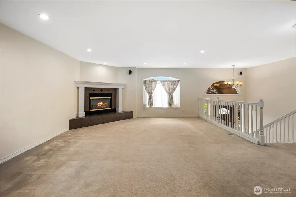 936 N 93rd Street Seattle WA 98103