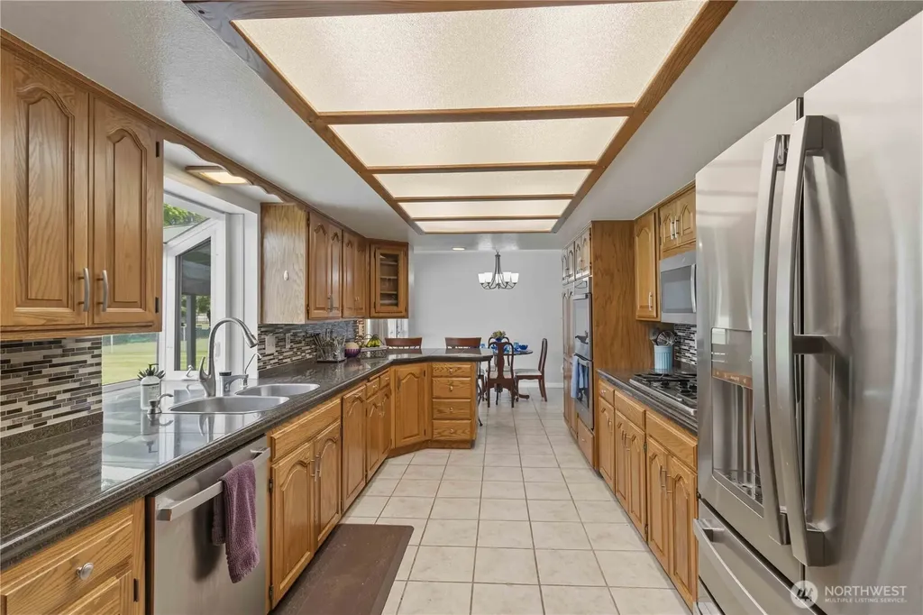 1209 Fieldcrest Avenue Centralia WA 98531