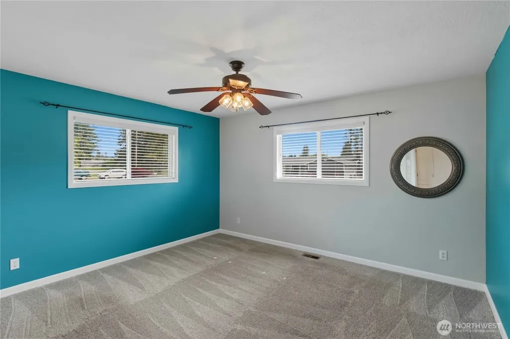 1209 Fieldcrest Avenue Centralia WA 98531