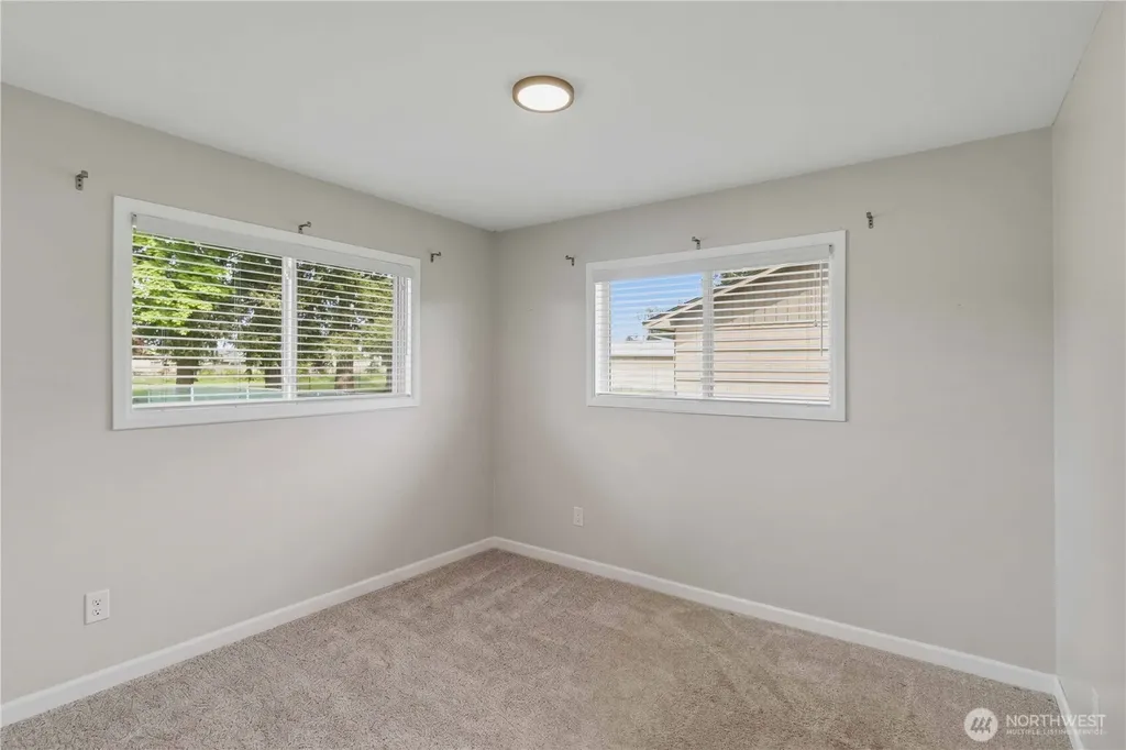 1209 Fieldcrest Avenue Centralia WA 98531
