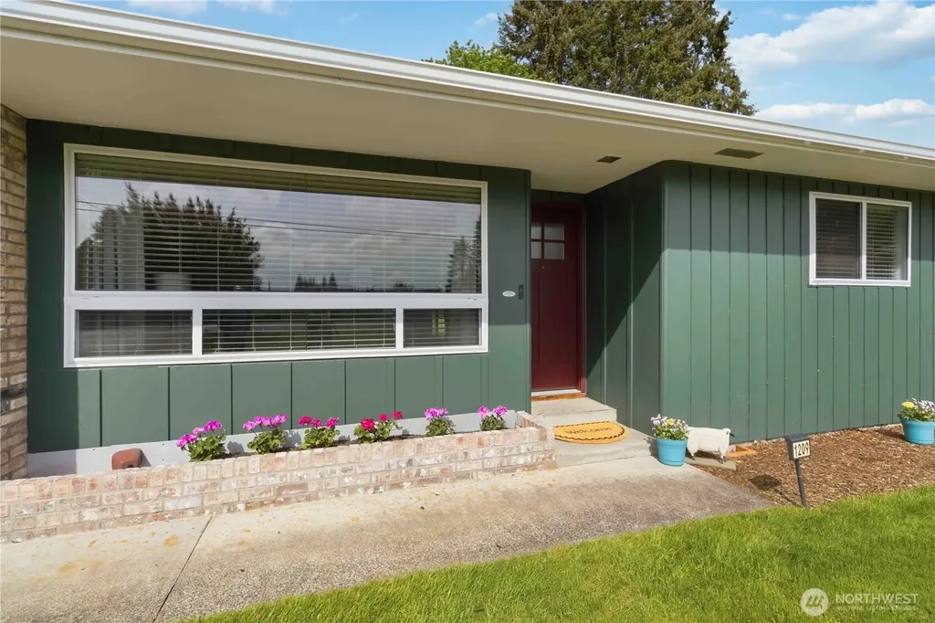 1209 Fieldcrest Avenue Centralia WA 98531