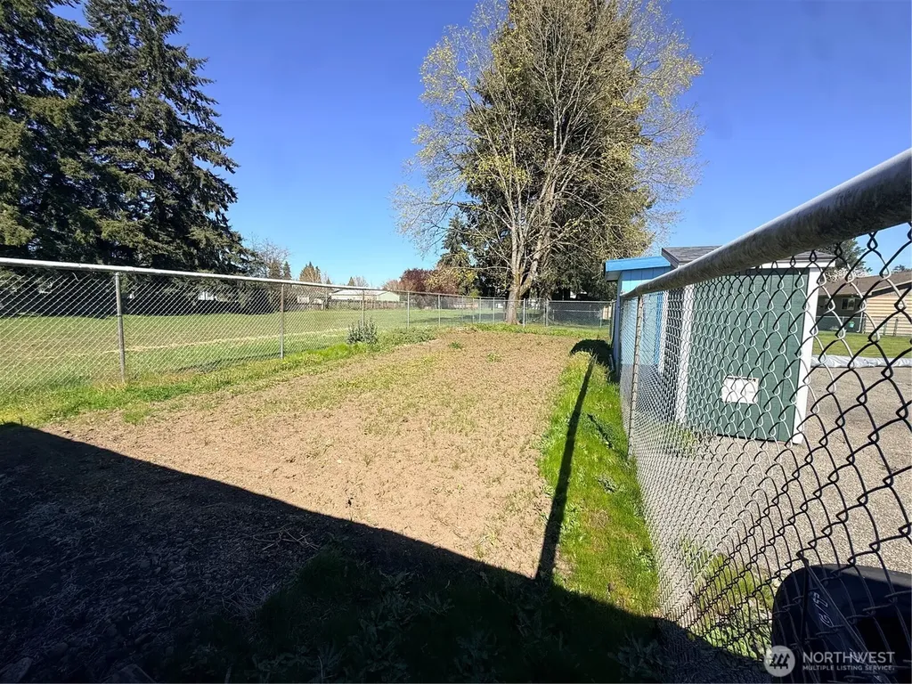 1209 Fieldcrest Avenue Centralia WA 98531