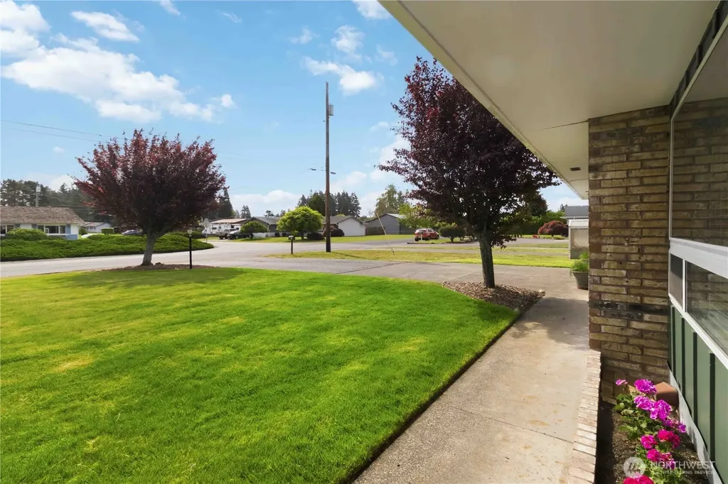 1209 Fieldcrest Avenue Centralia WA 98531
