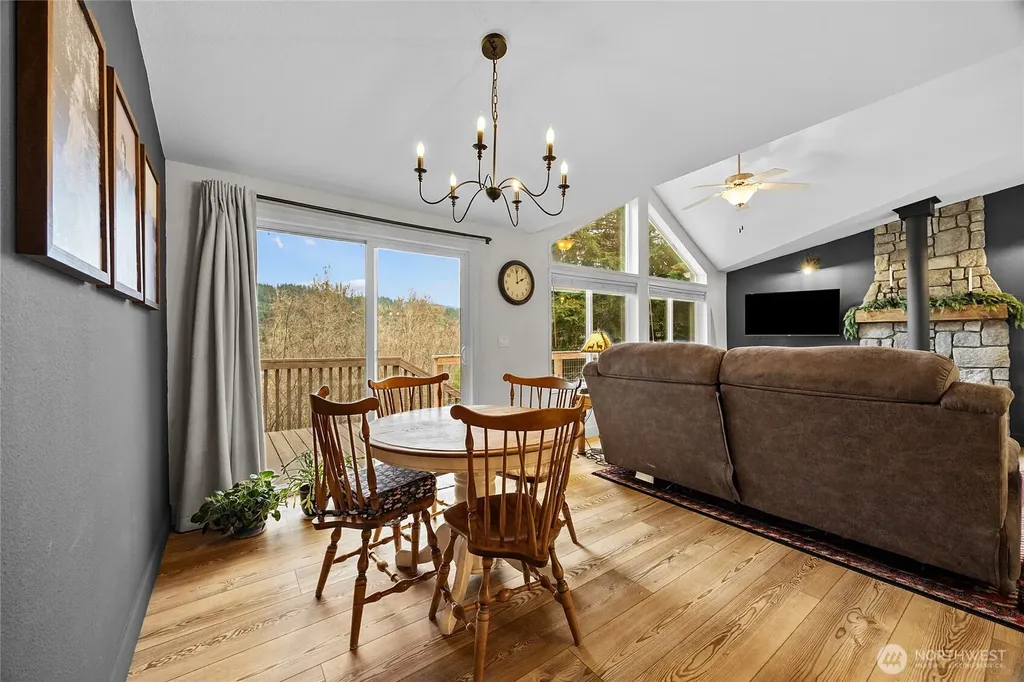 185 Wilderness Drive Randle WA 98377