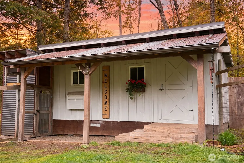 185 Wilderness Drive Randle WA 98377