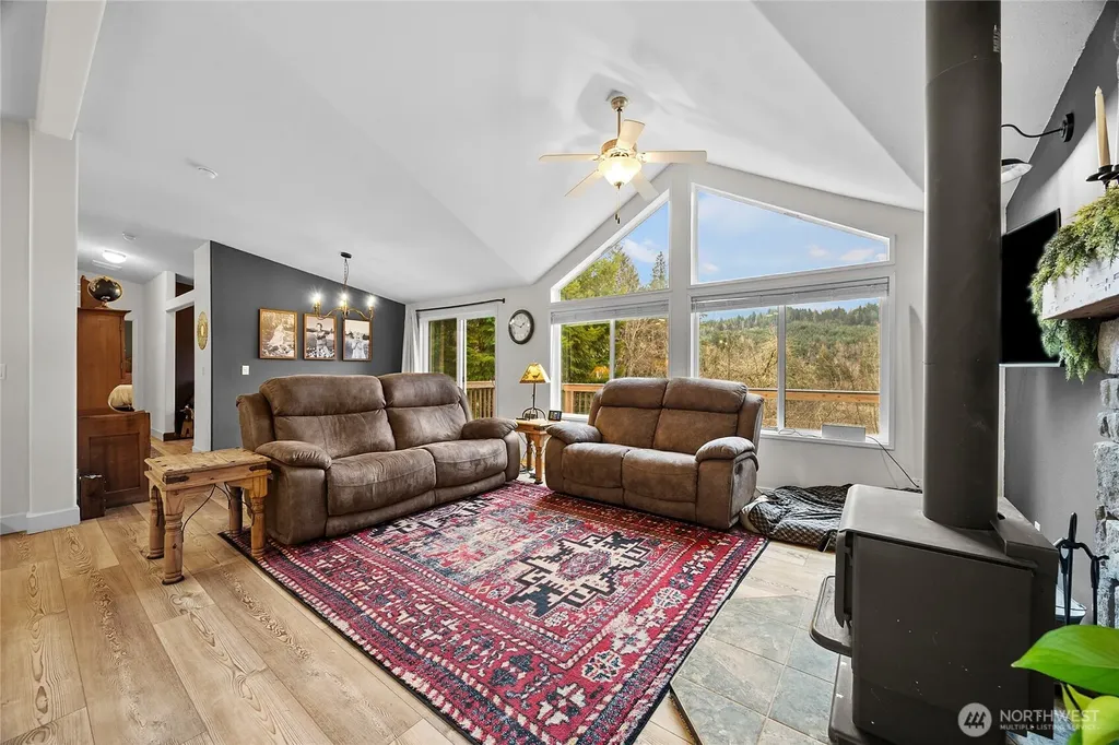 185 Wilderness Drive Randle WA 98377