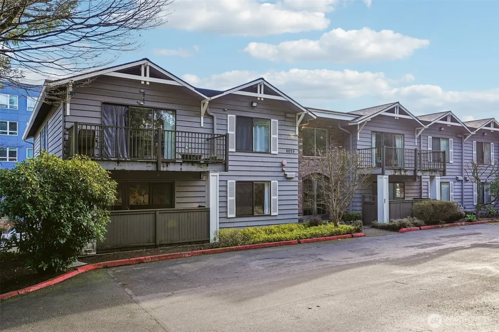8025 234th Street SW Edmonds WA 98026