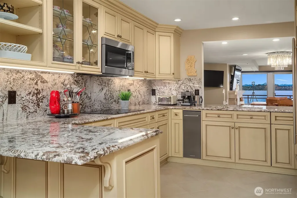 6363 Lake Washington Boulevard NE Kirkland WA 98033