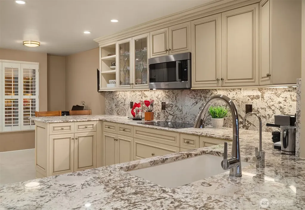 6363 Lake Washington Boulevard NE Kirkland WA 98033