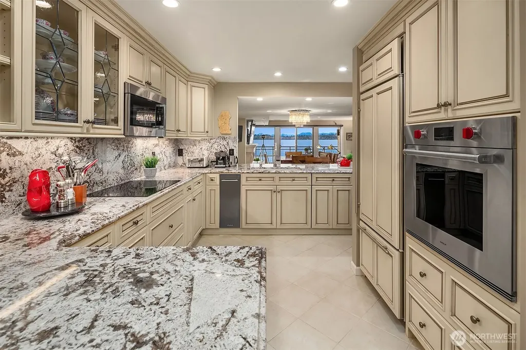 6363 Lake Washington Boulevard NE Kirkland WA 98033