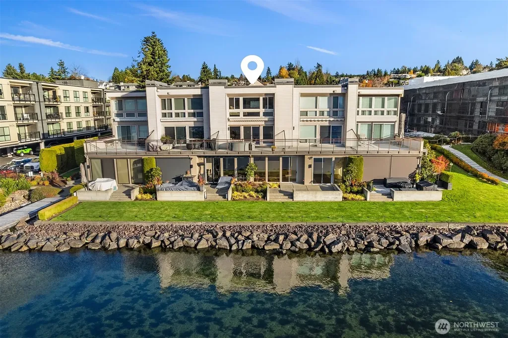 6363 Lake Washington Boulevard NE Kirkland WA 98033