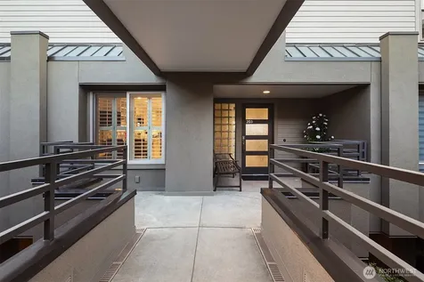 6363 Lake Washington Boulevard NE Kirkland WA 98033