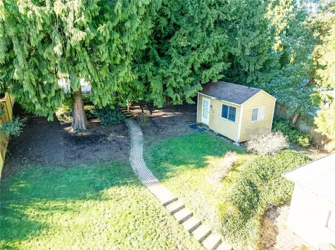 17017 10th Avenue NE Shoreline WA 98155
