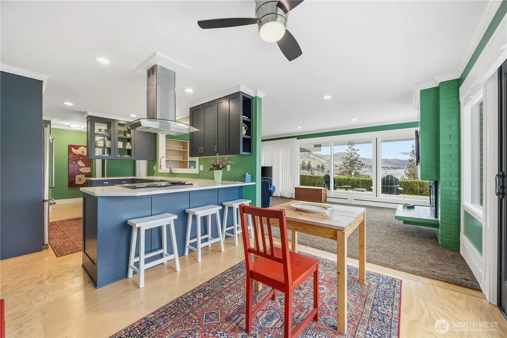 301 S 3rd Street Chelan WA 98816