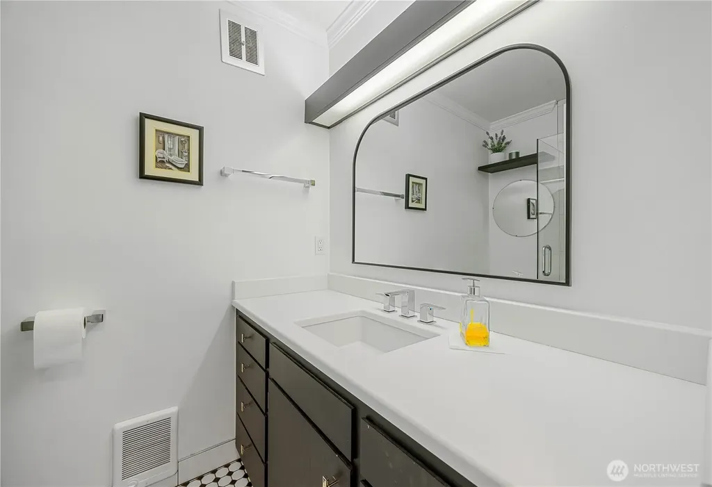 301 S 3rd Street Chelan WA 98816