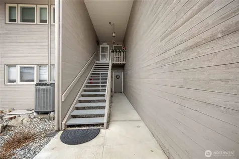 301 S 3rd Street Chelan WA 98816