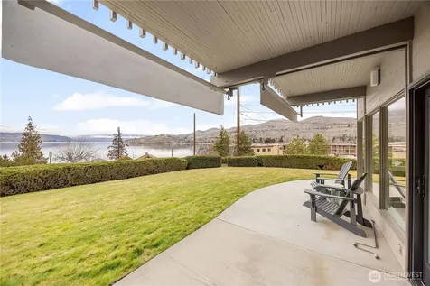 301 S 3rd Street Chelan WA 98816