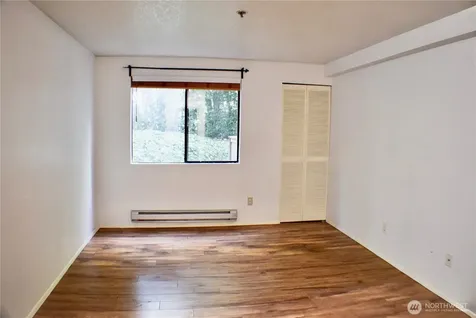 25120 98th Place S Kent WA 98030
