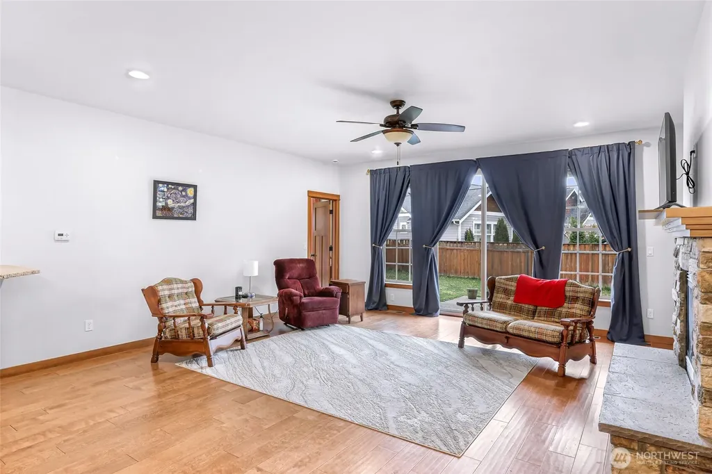879 Bentgrass Way Lynden WA 98264