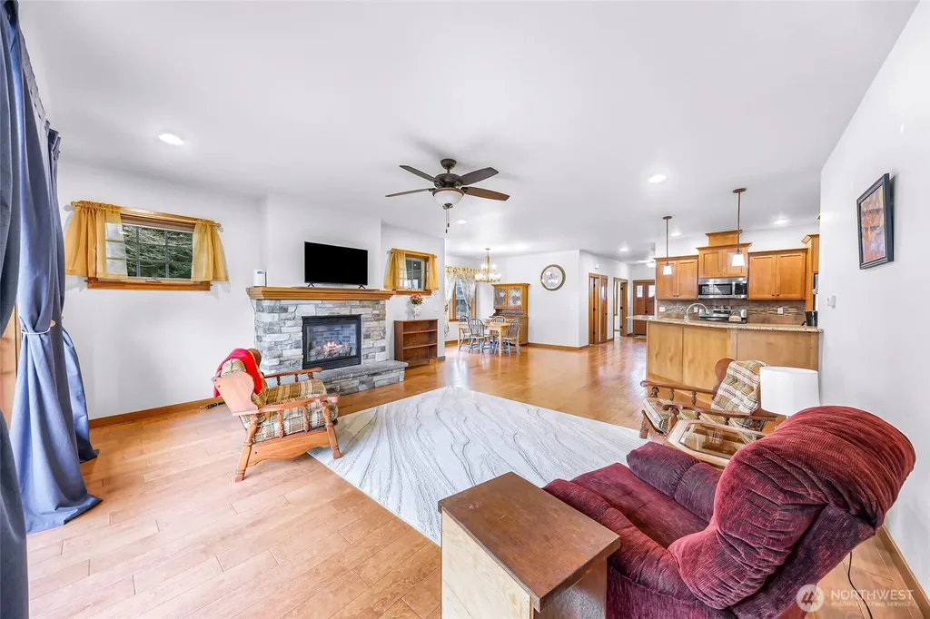 879 Bentgrass Way Lynden WA 98264