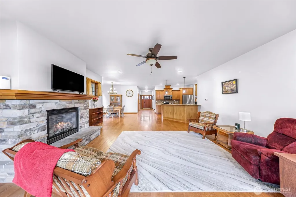 879 Bentgrass Way Lynden WA 98264