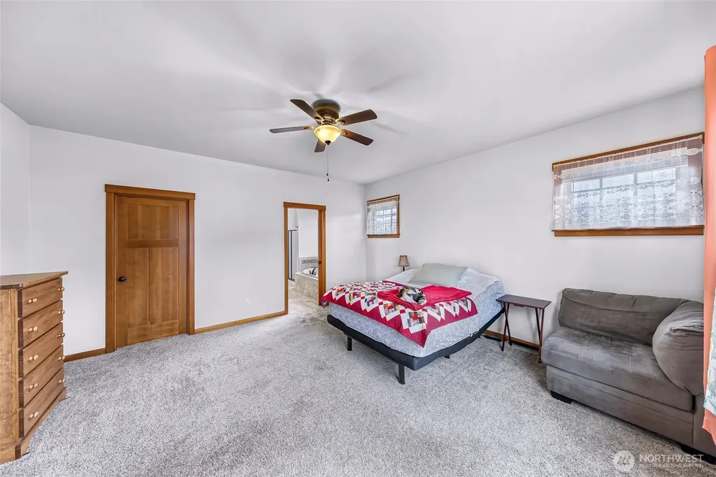879 Bentgrass Way Lynden WA 98264