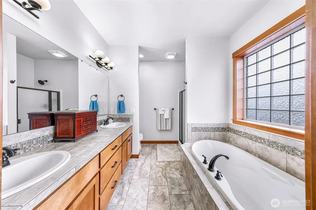 879 Bentgrass Way Lynden WA 98264
