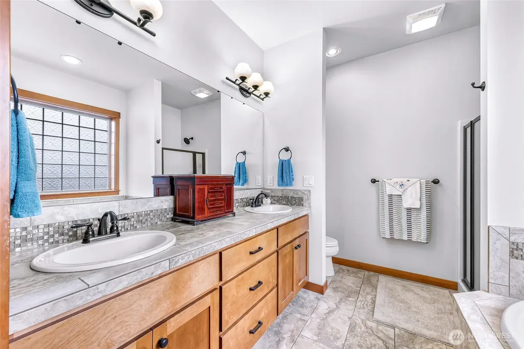 879 Bentgrass Way Lynden WA 98264