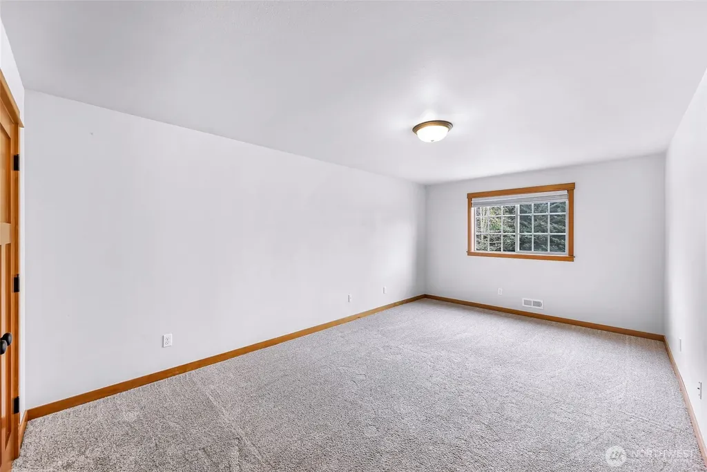 879 Bentgrass Way Lynden WA 98264