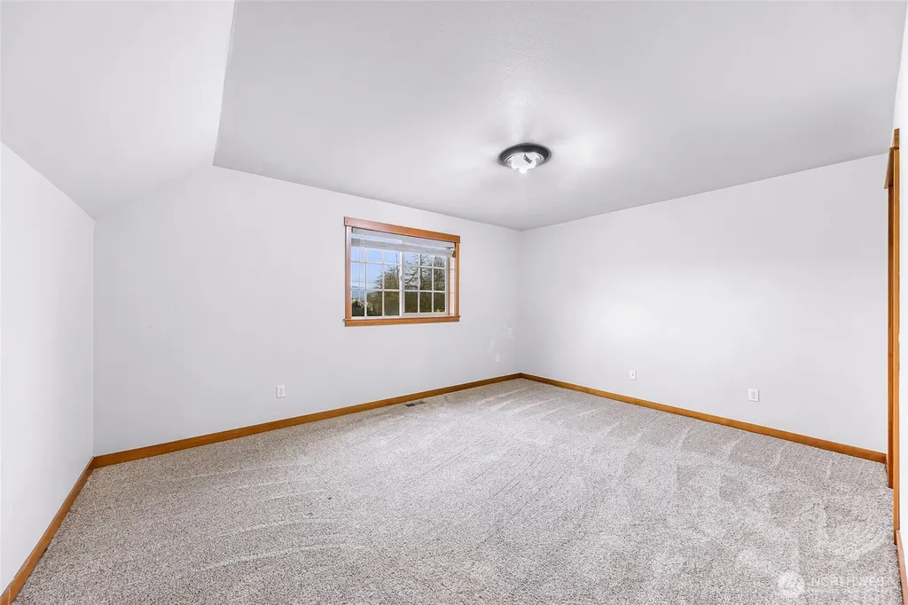879 Bentgrass Way Lynden WA 98264