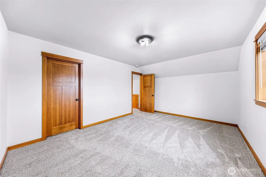 879 Bentgrass Way Lynden WA 98264