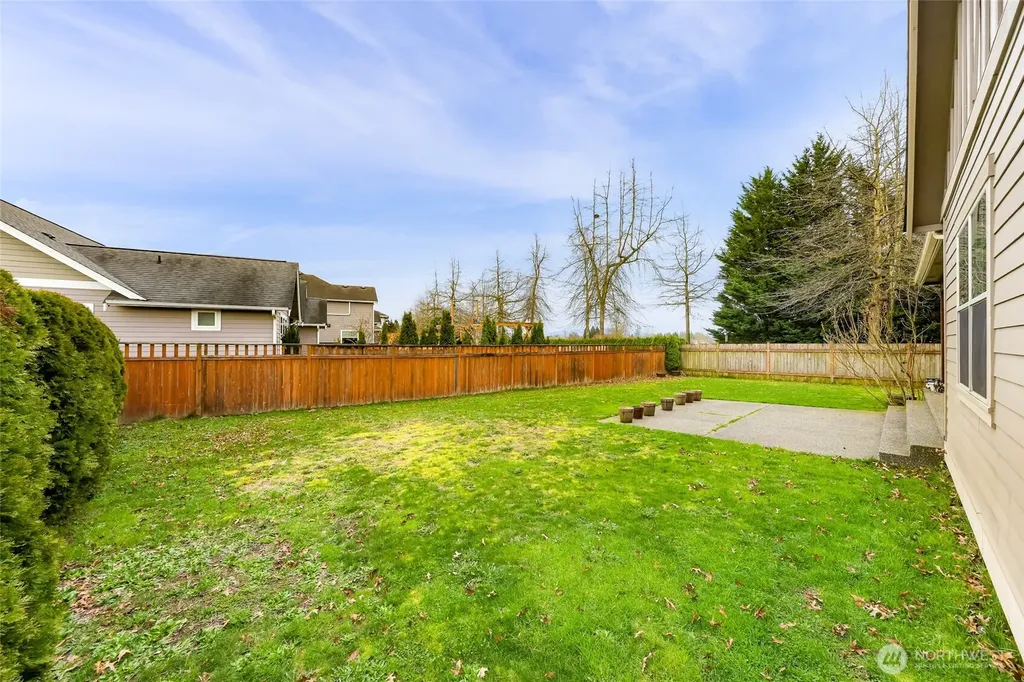 879 Bentgrass Way Lynden WA 98264