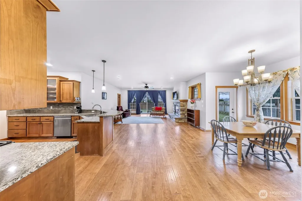 879 Bentgrass Way Lynden WA 98264