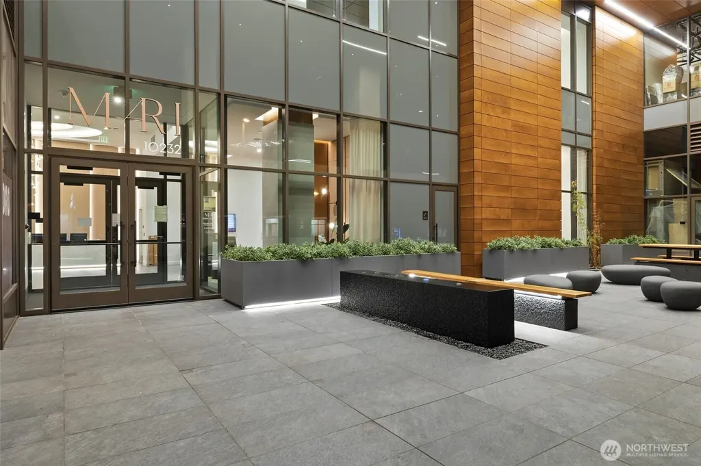 10232 NE 10th Street Bellevue WA 98004