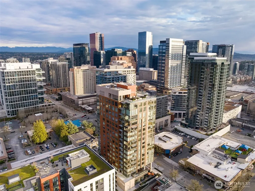 10232 NE 10th Street Bellevue WA 98004