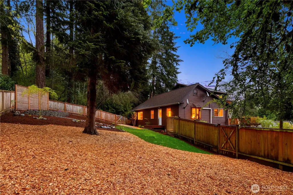 9420 129th Place Kirkland WA 98034