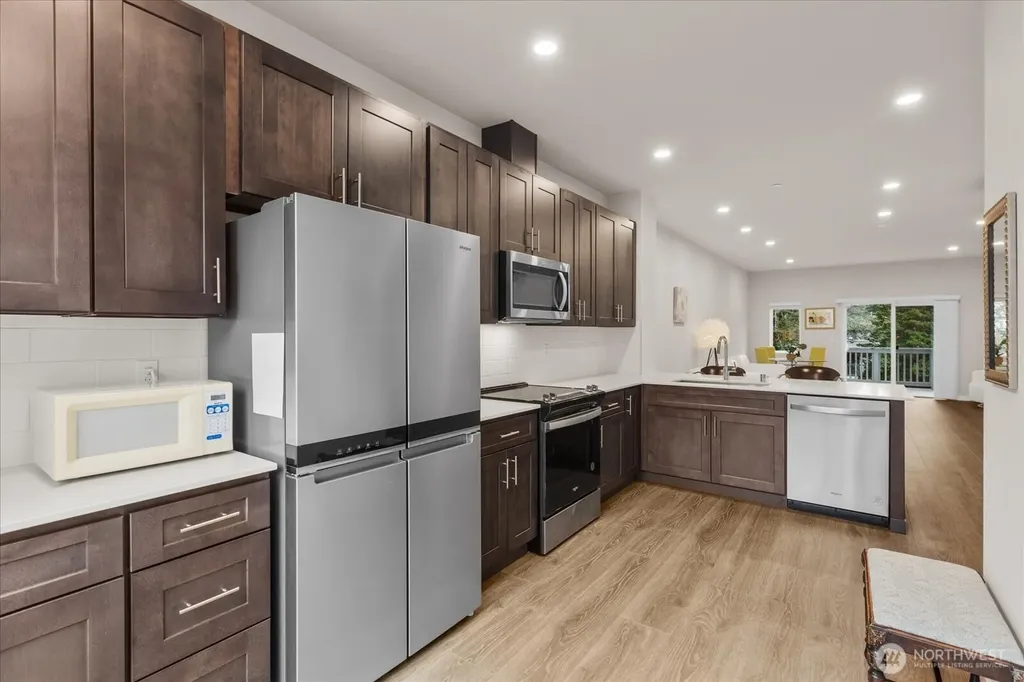 23413 Edmonds Way Edmonds WA 98026