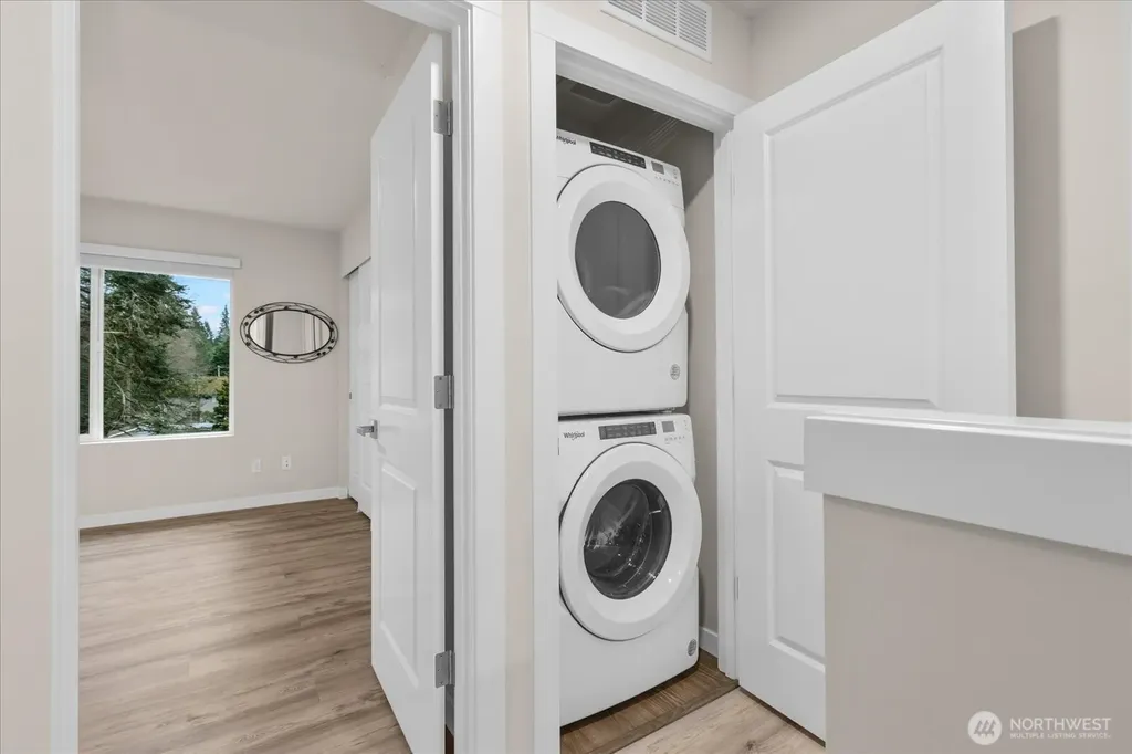 23413 Edmonds Way Edmonds WA 98026