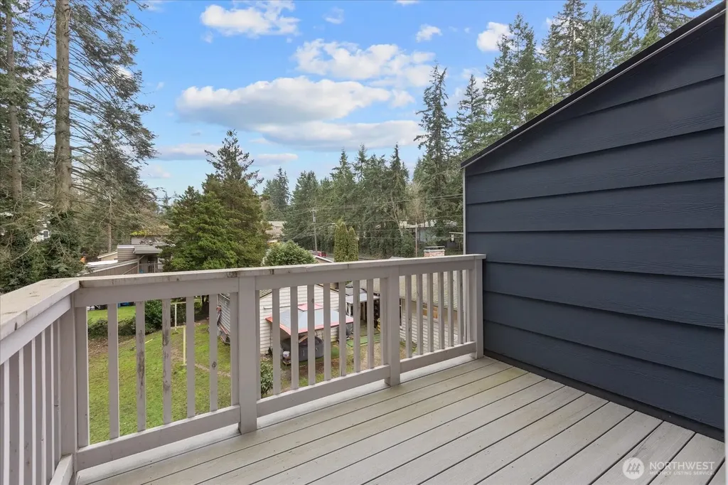 23413 Edmonds Way Edmonds WA 98026