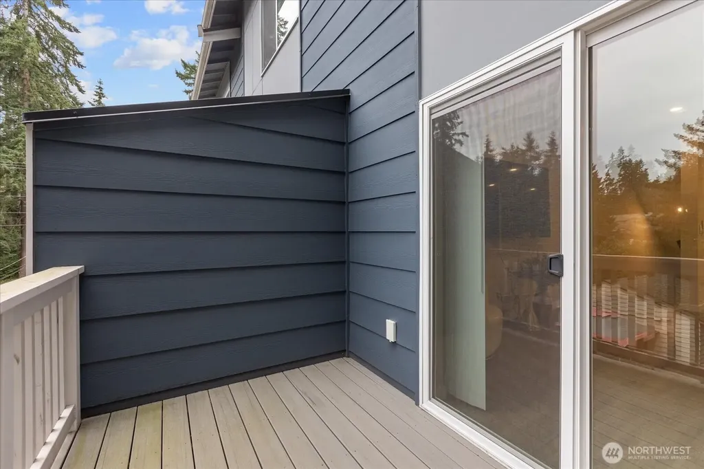 23413 Edmonds Way Edmonds WA 98026